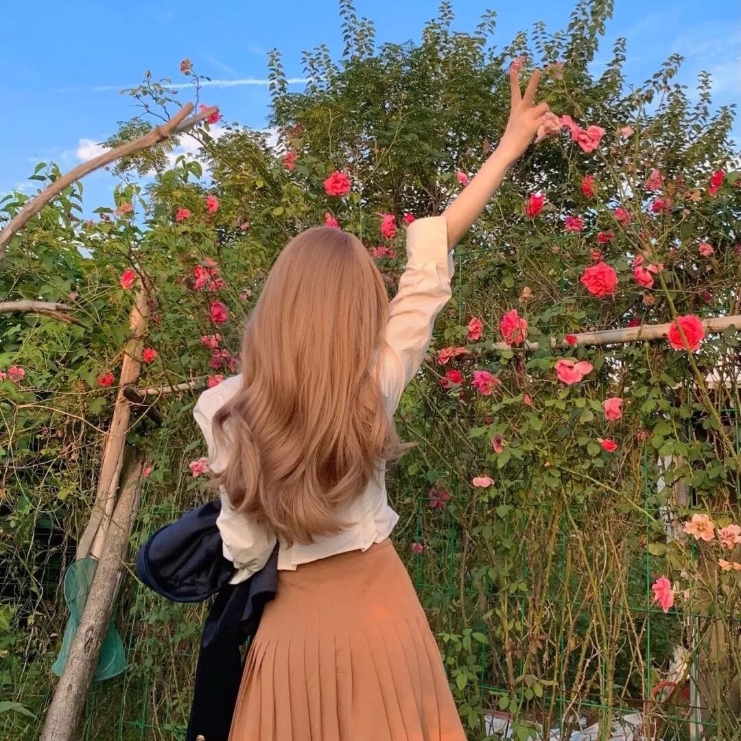 人潮汹涌 · 独家纪录片