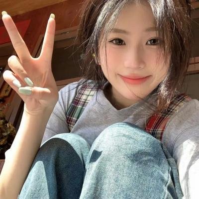 闪婚后，楚助理每天带薪恋爱